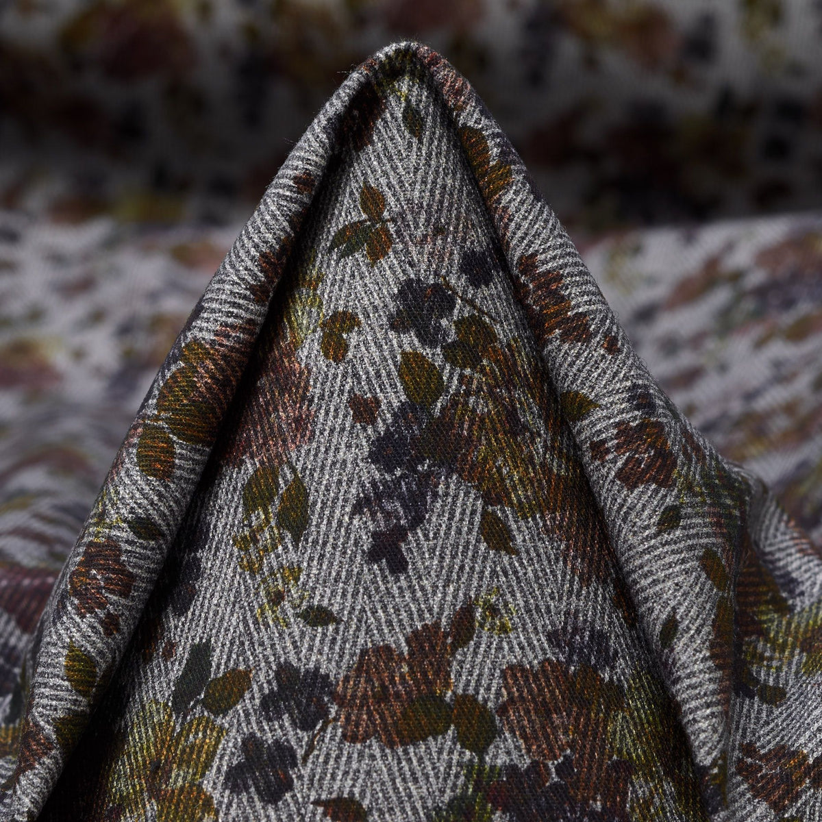 Gent Row Floral Fall Twill Cotton Button Down Shirt