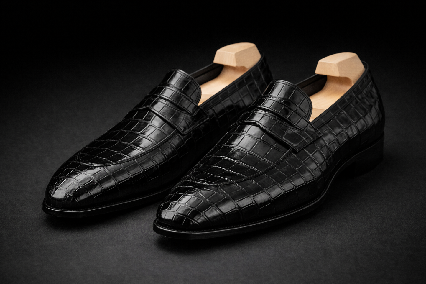 Gent Row Genuine Crocodile Loafers in Black